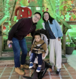 Zhen 甄志伟,  陈琳(Jenny), Sincere (甄诚)